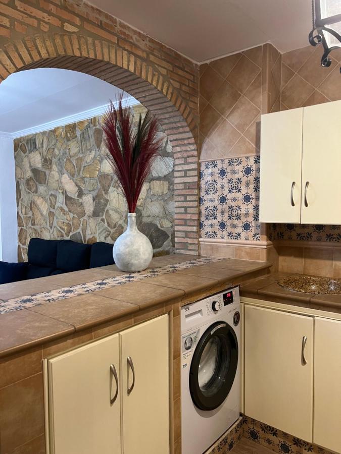 El Torreon 3 Apartman Lora del Río Kültér fotó