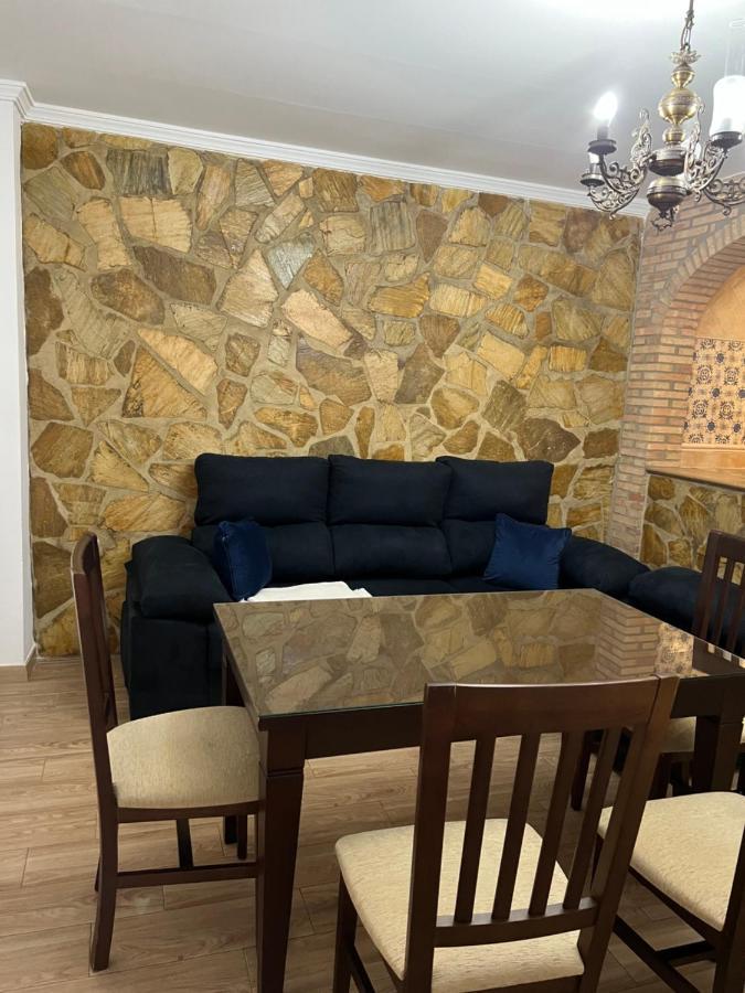 El Torreon 3 Apartman Lora del Río Kültér fotó